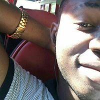 Yann Djaleu的照片