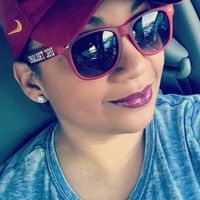 Athena Lewis的照片