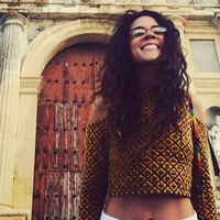 Elizabeth Lozano的照片