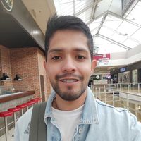 Henry Moreno Salazar's Photo