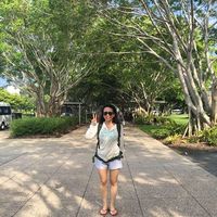 Photos de Hitomi Helen