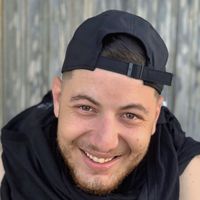 Benyoucef Boudouchene的照片