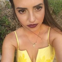 Anna Banani的照片