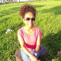 Mari Castro的照片