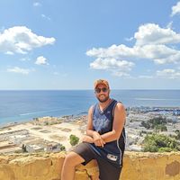 Mohamed Ben Thabet的照片