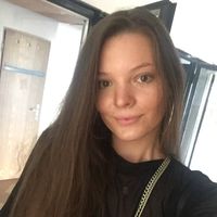 Karin Spustová的照片