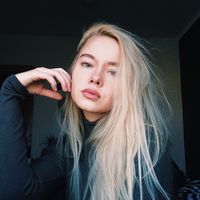 Arina Svetikova's Photo