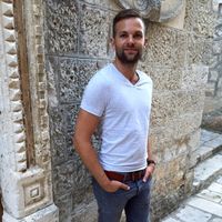 Aril Hauger的照片