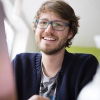 Adrien Labaeye的照片