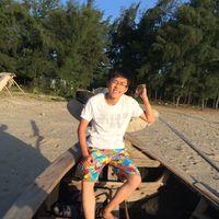 Loup Mouche的照片