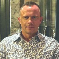 Dmitri Ptchelintsev的照片