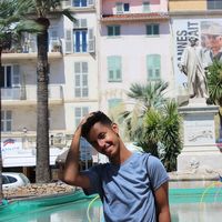 Moe Al-Salehi的照片