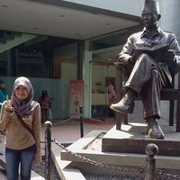 Qiah Muchiiell Bawank Hbank's Photo