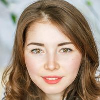 Lola Akbarova的照片