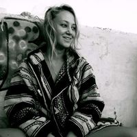 tiffany shakespeare的照片