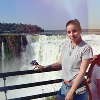 nicole salazar的照片