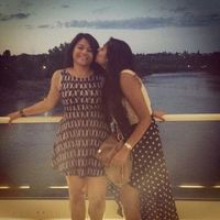 Raveena Berde的照片