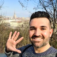 Salvatore Marra的照片