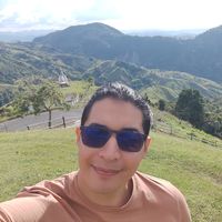 Esteban Ceron's Photo