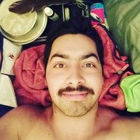 Franco Aguillón的照片