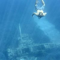 Stratos Artệm的照片