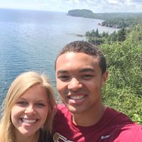 Collin  Johnson的照片