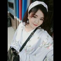 Ade Cynthia Cynthia's Photo