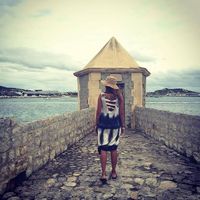 Cora De Luca的照片