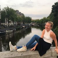 Angie Inäbnit's Photo