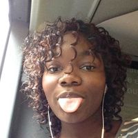 Angèle Bikié的照片