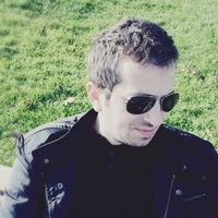 Zeki Kıraç的照片