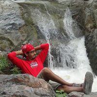 Omar Barbot的照片