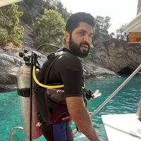 Hattaf Ayub的照片