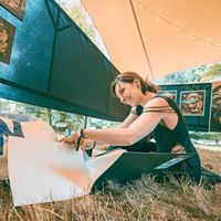 Laura Lamarque's Photo