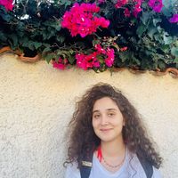 Fatima Dastan Nariman的照片