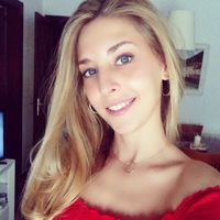 Natalia Aparicio's Photo