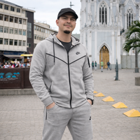 Fotos de Diego León Ramírez Guerra