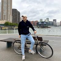 ILLYA LISHMAN的照片