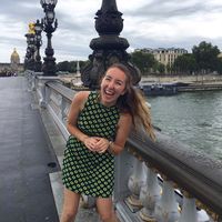 Marie Jomphe的照片