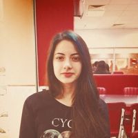 İrem Akgün的照片