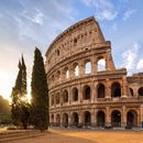 Sunday Walk And Coffee At Historical Area 的照片