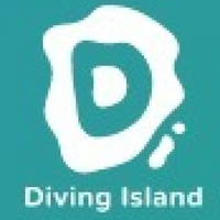 Diving  Island's Photo