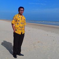 MUHAMMAD HENDRA的照片