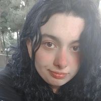 Sena Gülsüm Akgün的照片