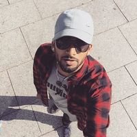 Lux Savundrarajan's Photo