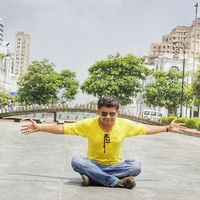 Ravi Sharma的照片