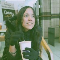 Mónica León Damián's Photo