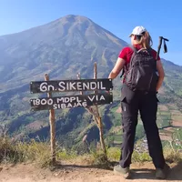 Tanti Widiyaningsih's Photo