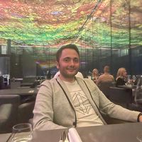 Selim Okumus的照片