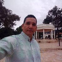 Alexander Lara's Photo